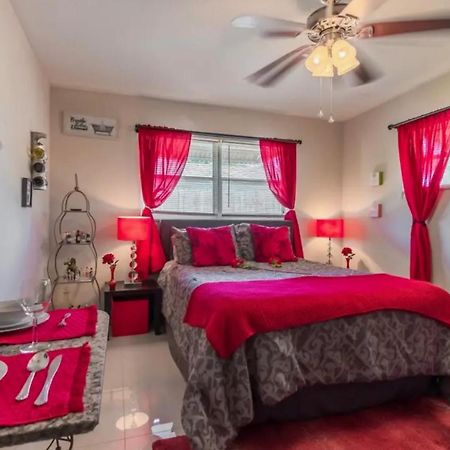 Sherry'S Place Home & Apartments Dania Beach Esterno foto
