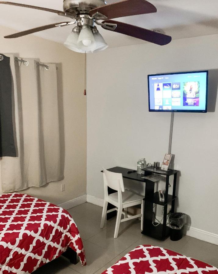 Sherry'S Place Home & Apartments Dania Beach Esterno foto